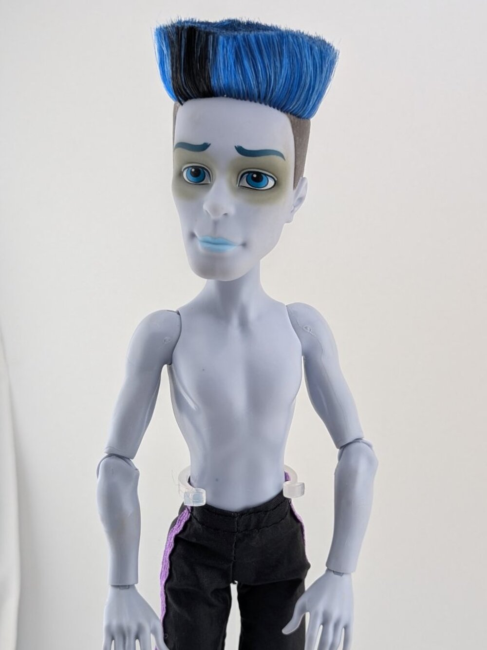 Monster High Sloman “Slo Mo” Mortavitch Doll – G1 Male Zombie – Mattel 2008